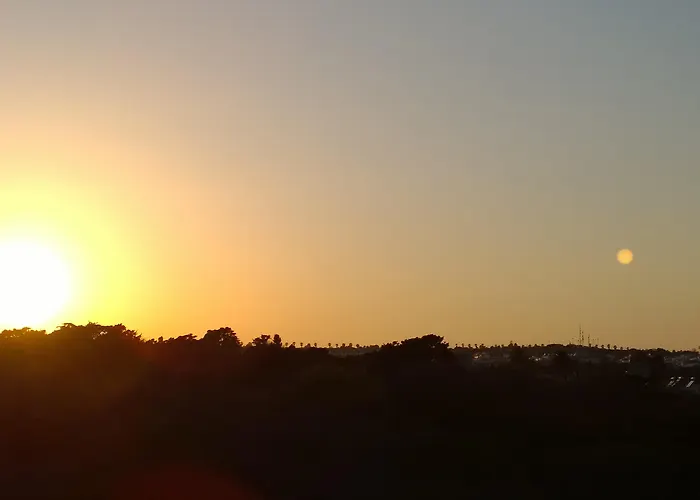 Athineon מלון דירות