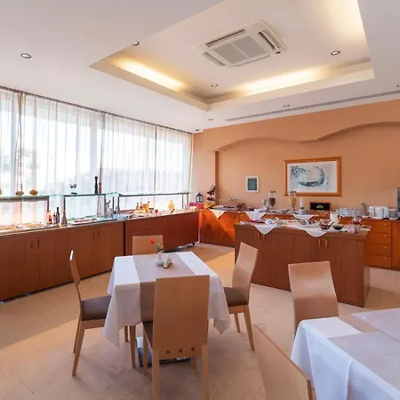 Апарт-отель Athineon 4*