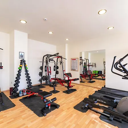 Athineon Appart hôtel 4*