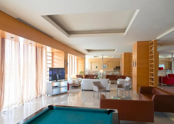 Aparthotel Athineon 4*