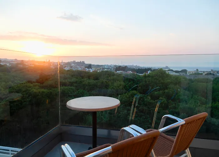 Athineon Apart Otel 4*