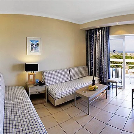 Athineon Aparthotel