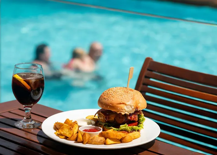 Apart Otel Athineon 4*